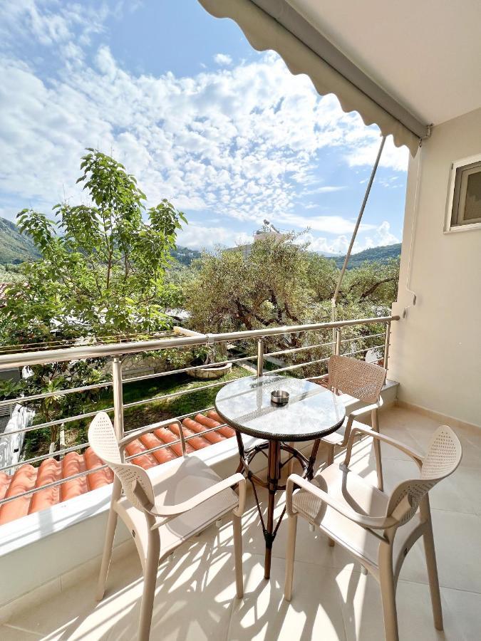 Ionian View B&B Himare Exteriör bild