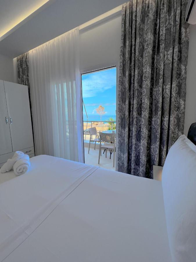 Ionian View B&B Himare Exteriör bild