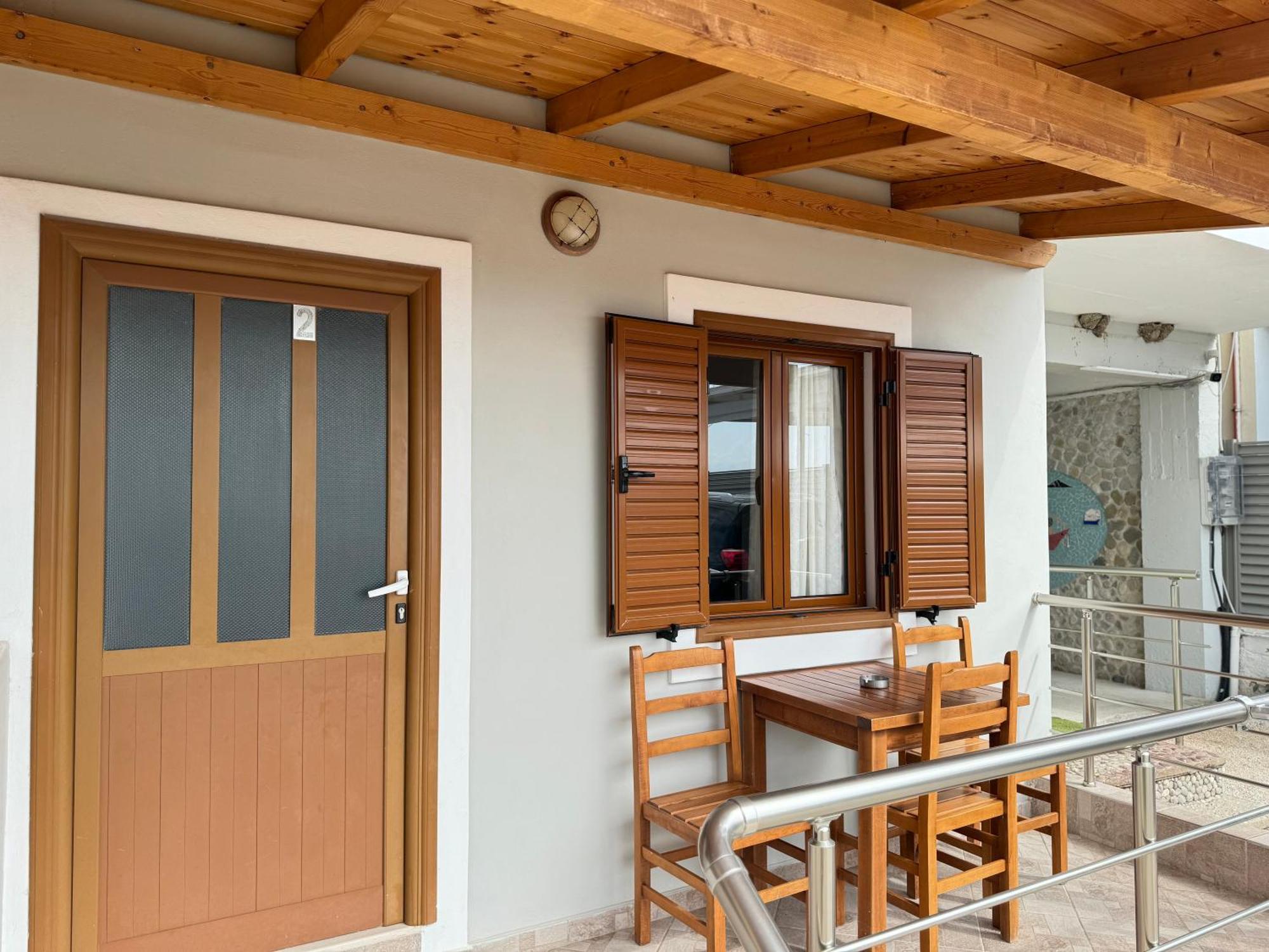 Ionian View B&B Himare Rum bild