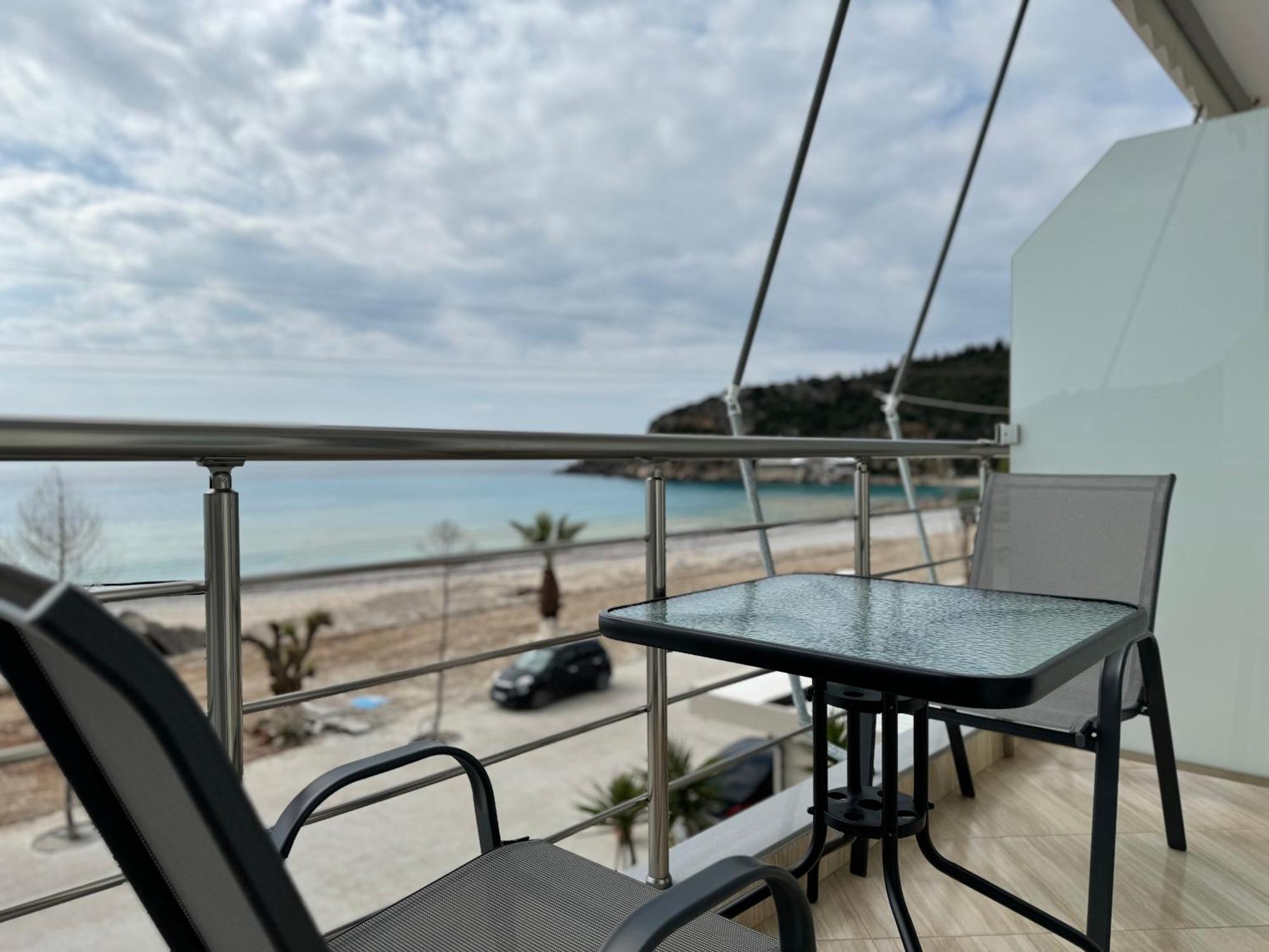 Ionian View B&B Himare Rum bild